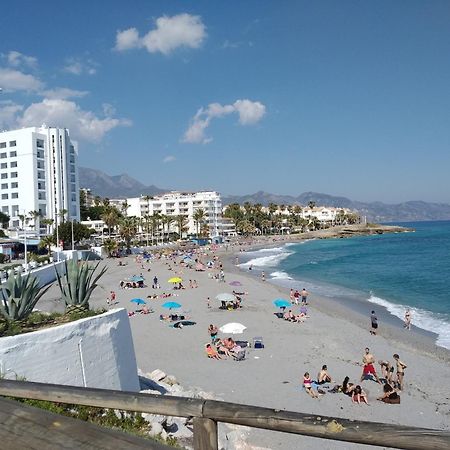 Apartamentos Turísticos Fercomar Nerja Exterior foto